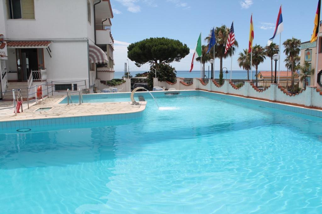 Hotel Ariston Montecarlo San Remo Exterior foto