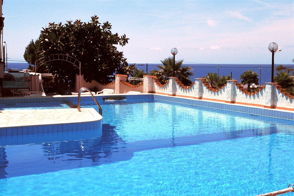 Hotel Ariston Montecarlo San Remo Exterior foto